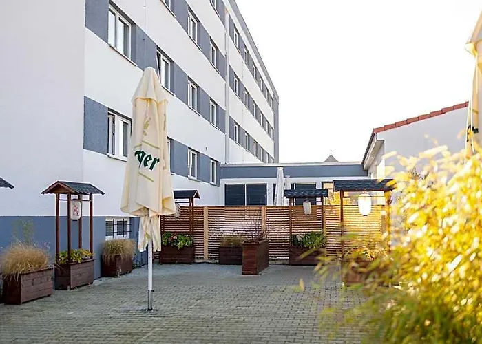 Hotel 22